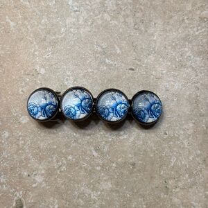 Blue roses Barrette